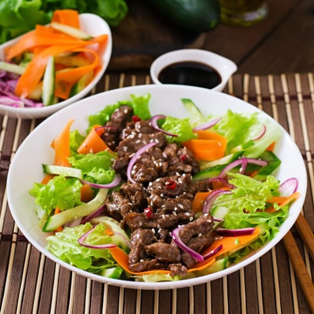 Game On Salad.